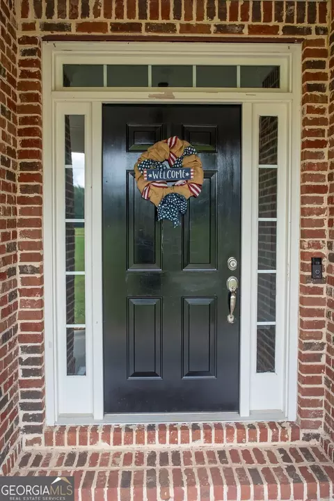 Entry Way - 2233 M P Harrison Rd, Monroe, GA 30655 photo 2 of 9