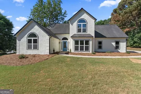 16 Tillage Pt, Sharpsburg, GA 30277