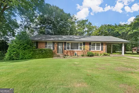 314 N 5th Ave, Winder, GA 30680