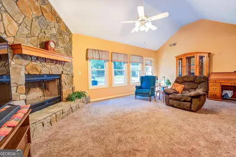 125 Five Oaks Dr, Covington, GA 30014 photo 9