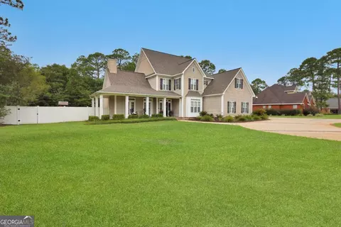 660 Littlefield St, Jesup, GA 31546