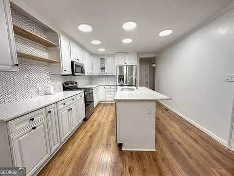 108 Shamrock Dr, Lagrange, GA 30241 photo 12