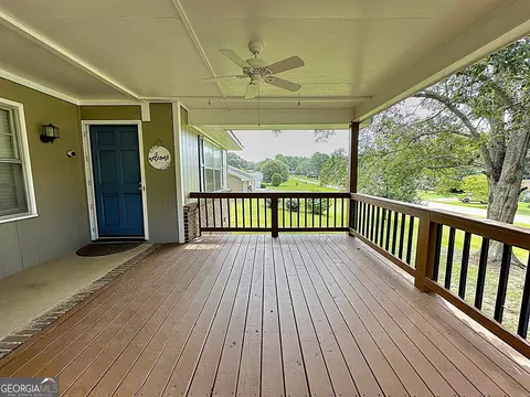 108 Shamrock Dr, Lagrange, GA 30241 photo 3
