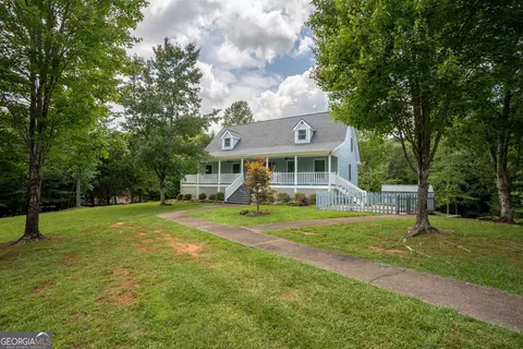 25 N Lake Dr, Sautee Nacoochee, GA 30571