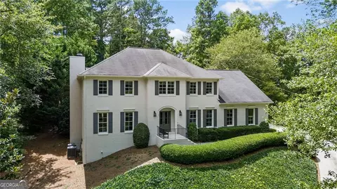 1010 Ivy Falls Dr, Atlanta, GA 30328