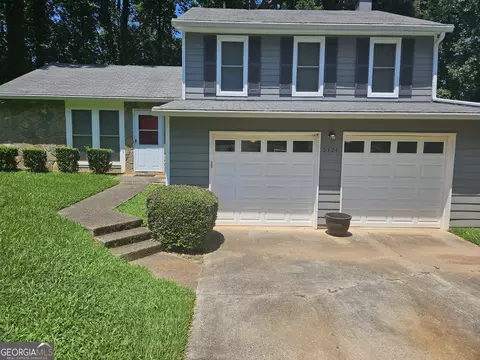 5324 Cayuga Ct, Lithonia, GA 30038