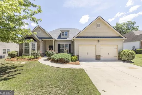 103 Chickasaw Ct, Byron, GA 31008
