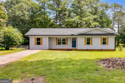 69 Sunny Ln, Villa Rica, GA 30180