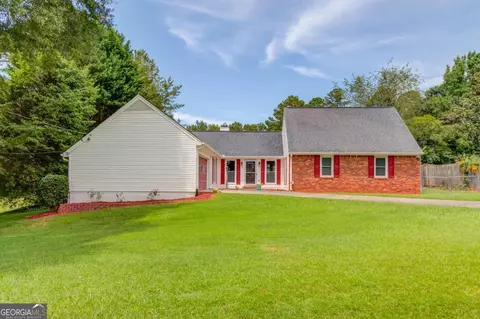1348 Davis St, Sugar Hill, GA 30518