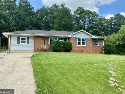 1932 Mural Cir, Morrow, GA 30260