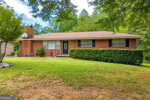 76 Poplar Trl, Toccoa, GA 30577