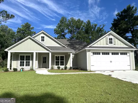 1705 Iris St, Adel, GA 31620
