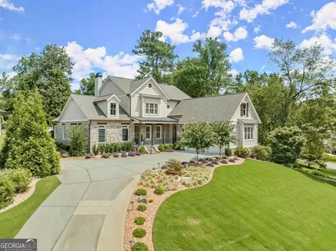 3858 Hillcrest Dr SE, Smyrna, GA 30080