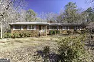 109 Northwoods Ct, Mcdonough, GA 30253