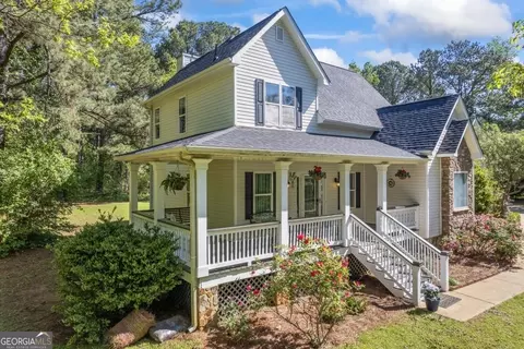 125 Frog Rd, Locust Grove, GA 30248