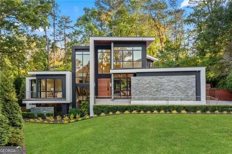 1345 Navajo Pl, Atlanta, GA 30319