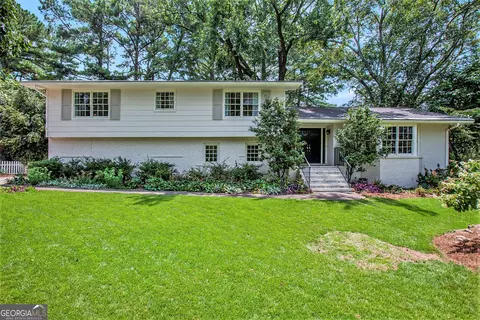 2575 Regency Dr E, Tucker, GA 30084