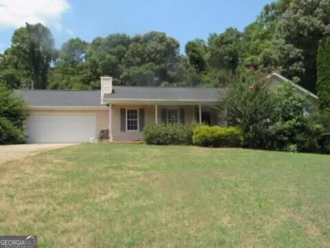 235 Lazy Hollow Ln, Covington, GA 30016