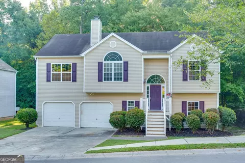 5761 Newnan Cir, Austell, GA 30106