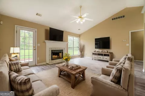 20 Nicole Ct, Covington, GA 30016 photo 4