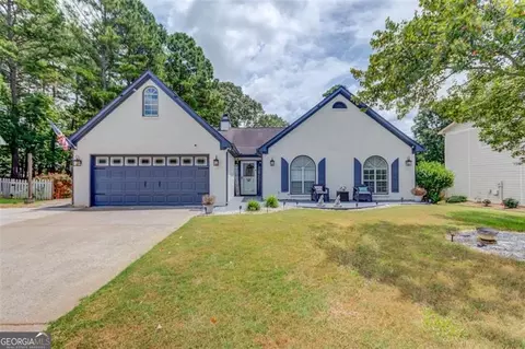 912 Heartwood Cir, Lawrenceville, GA 30043