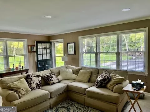 1214 Maple Dr, Griffin, GA 30224 photo 5