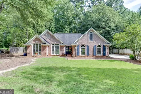 1095 Whitehead Rd, Sugar Hill, GA 30518