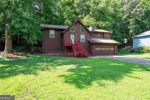 2461 Deerfield Dr NW, Kennesaw, GA 30144