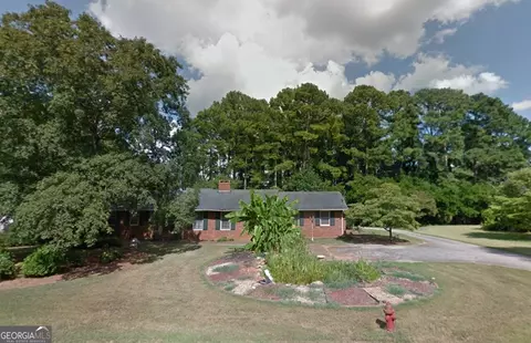 510 S East St, Greensboro, GA 30642