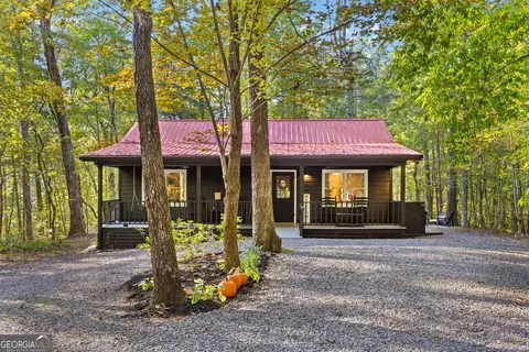 156 Shadows Dr, Sautee Nacoochee, GA 30571