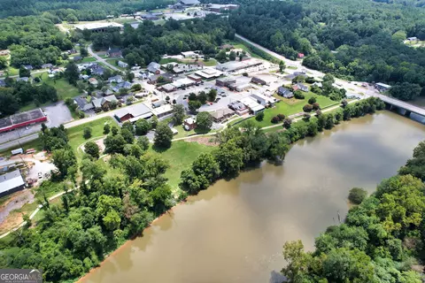 View/Area - 211 Main St, Franklin, GA 30217 photo 5 of 14