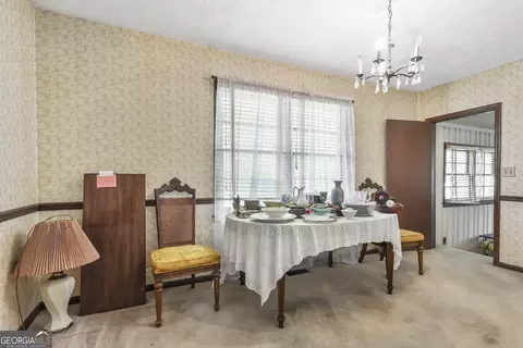Dining - 211 Main St, Franklin, GA 30217 photo 3 of 3