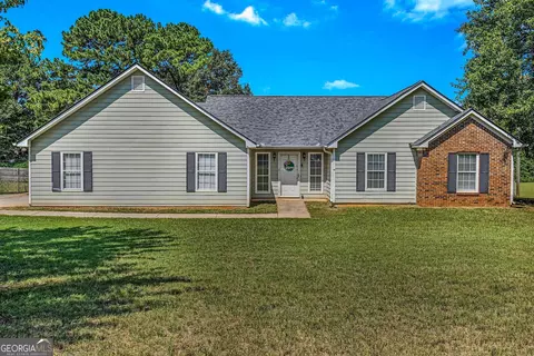325 Daileys Plantation Ct, Mcdonough, GA 30253