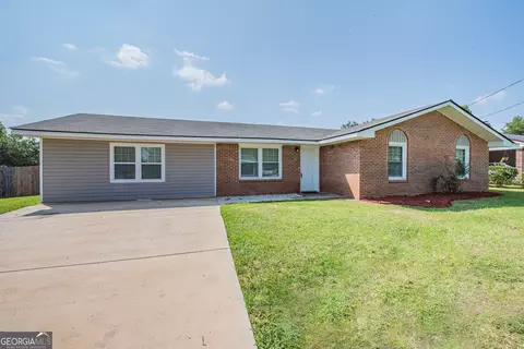 212 Wisconsin Ave, Warner Robins, GA 31093