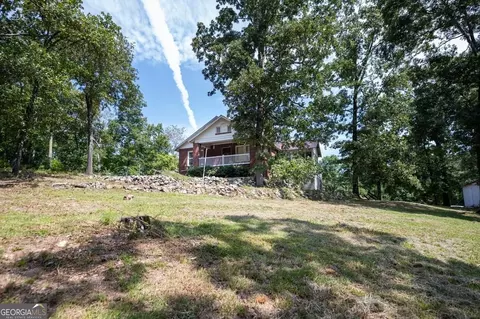 617 Forsyth St, Barnesville, GA 30204