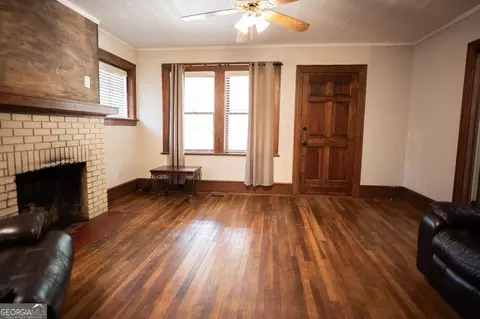 617 Forsyth St, Barnesville, GA 30204 photo 9
