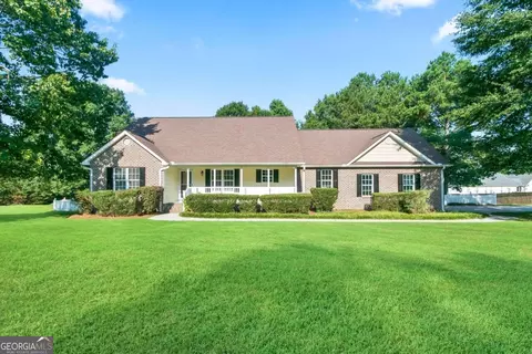 114 Wilshire Way NE, Calhoun, GA 30701