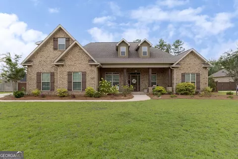 242 Woodlands Blvd, Kathleen, GA 31047