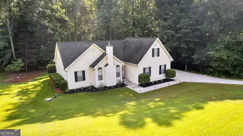 335 O Tara Woods Dr, Newnan, GA 30263