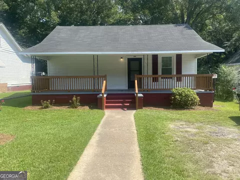 906 Greenville St, Lagrange, GA 30241