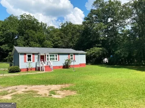 223 Poplar Cir, Lagrange, GA 30241