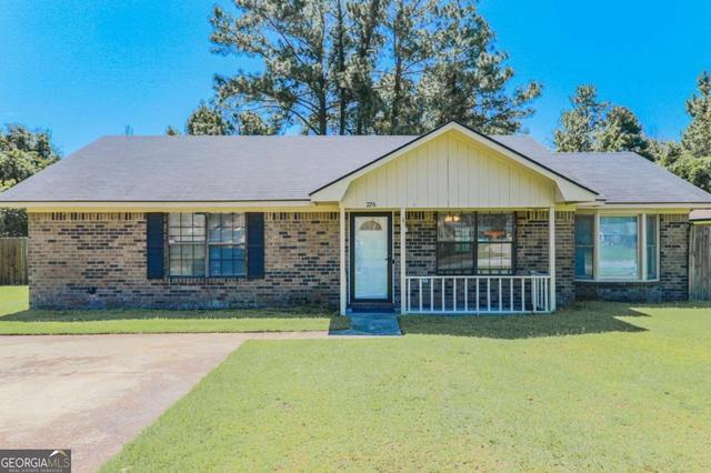 726 Timber Ridge Trl, Hinesville, GA 31313 | 27 Photos - Movoto
