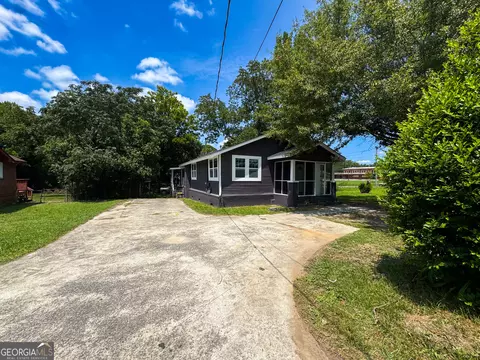 1442 Kitchens St, Macon, GA 31217