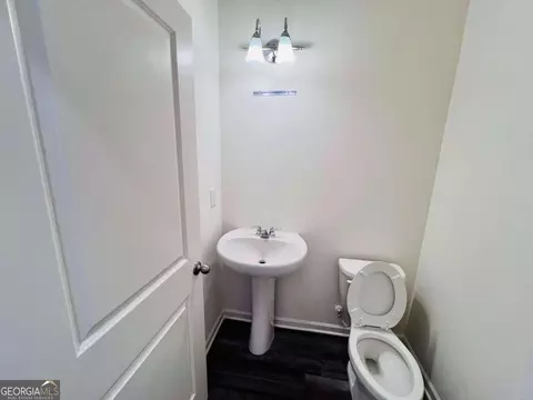 7526 Saffron Ave, Covington, GA 30014 photo 3
