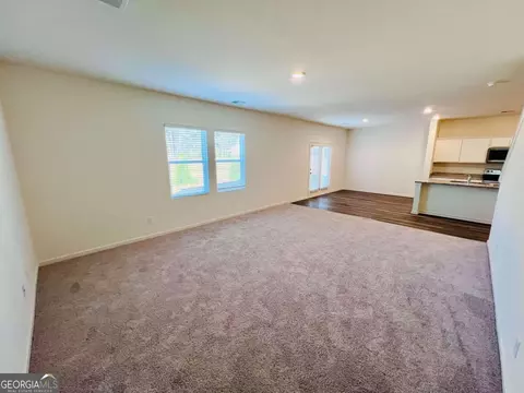 7526 Saffron Ave, Covington, GA 30014 photo 9