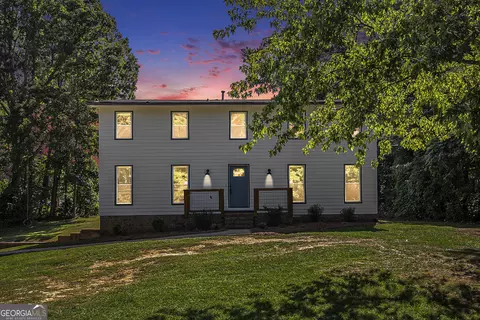 110 E Knight Dr, Carrollton, GA 30116