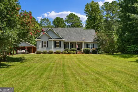 17 Deer Pointe Ct, Lagrange, GA 30240