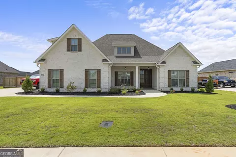 102 Blue Mist Ln, Kathleen, GA 31047