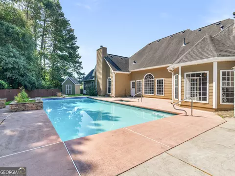 6742 Oakleigh Ct, Rex, GA 30273 photo 13