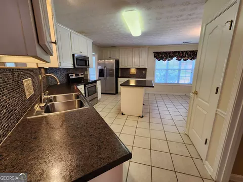 245 Rose Walk Dr, Covington, GA 30016 photo 16